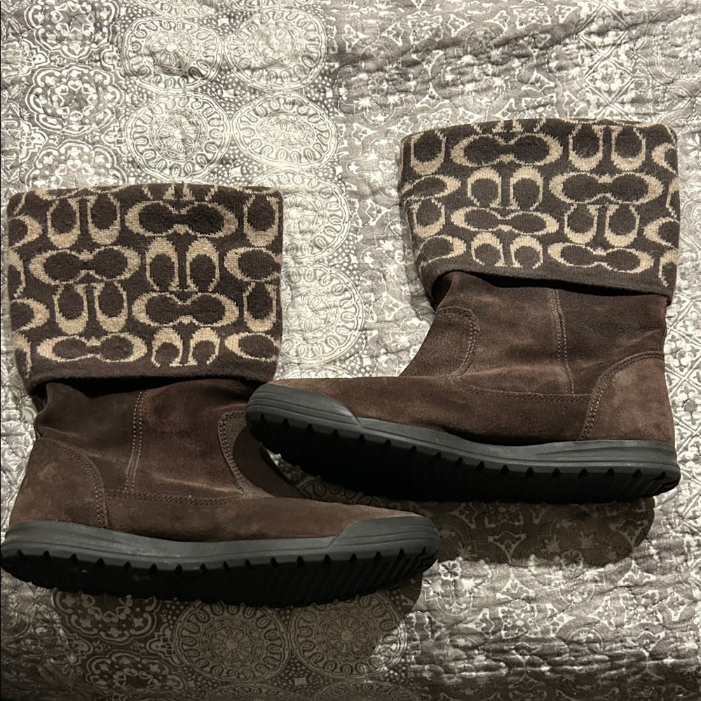 Coach Tatum boots, like new! 
Only worn a few times and in great condition.